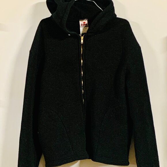 "The Winner" Made in Canada Fleece Coat(KM0009) - Picture 1 of 3